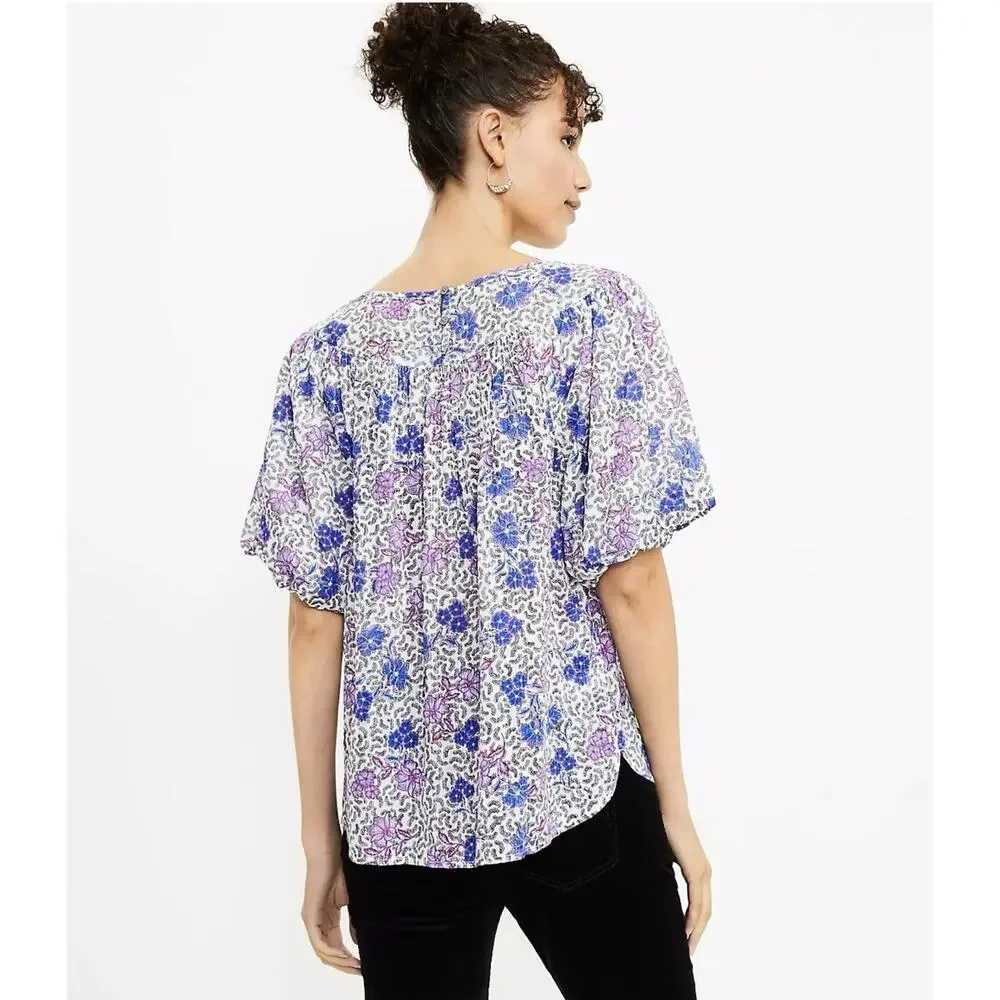 LOFT Purple Floral Print Shirred Yoke Top Puff Sleeve Lightweight Size Small EUC